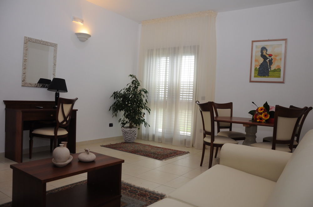 Agri Hotel Conte Salentino Sant Isidoro  Εξωτερικό φωτογραφία